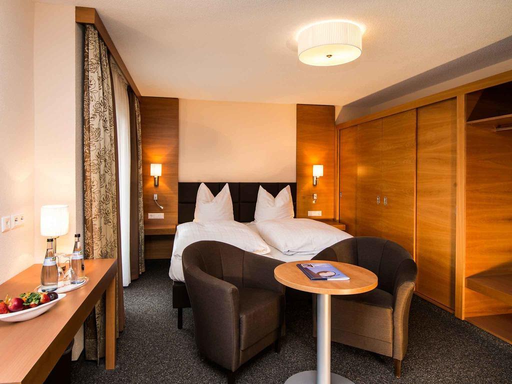 Hotel Neckartal Köngen Quarto foto
